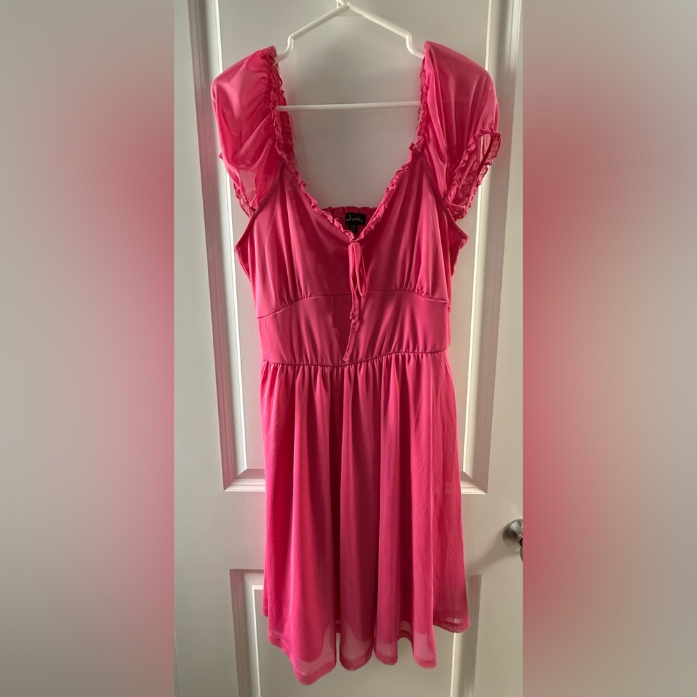 2/$20 🩷 Adorable Bright Pink Dress